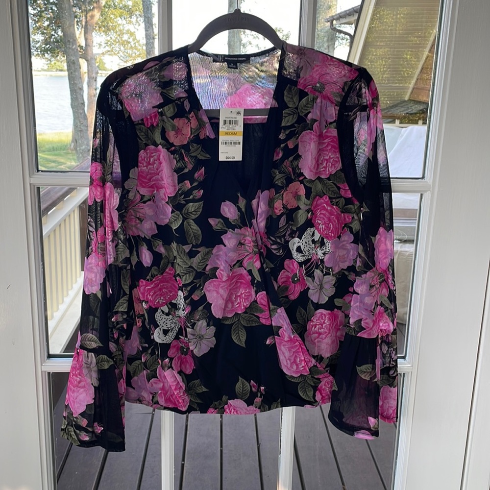 NWT INC Wild Lilies Blouse